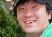 “拍摄《岔道口》时想起了吃牛粪中的玉米粒的情境”
