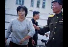 撤离前的暴风军团找走私贩的理由是?