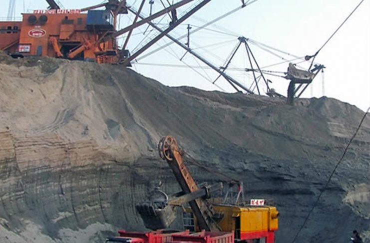Collapse at factory-run coal mine in North Hamgyong province injures worker coal mine