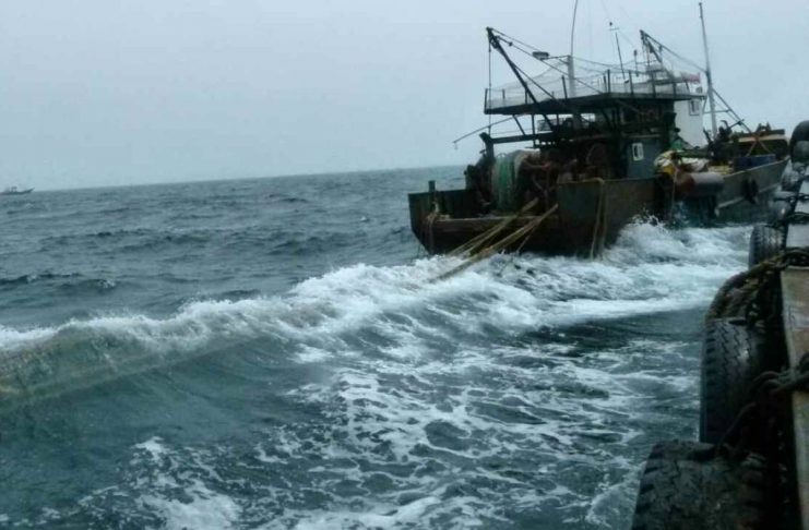 Chongjin fishermen struggle to secure fuel before squid season North Korean fishing vessel