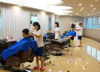 North Korean beauty salons, saunas embrace premium services