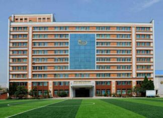 N. Korea shifts school repair bills from parents to factories Moranbong No. 1 Middle School building in Pyongyang, North Korea