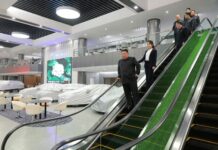North Korea touts “world-class education,” but rural skepticism persists Kim Jong Un inspects service facilities in Pyongyang's Hwasong district Phase 4 development zone ahead of their opening, accompanied by officials including his wife Ri Sol Ju, in April 2026