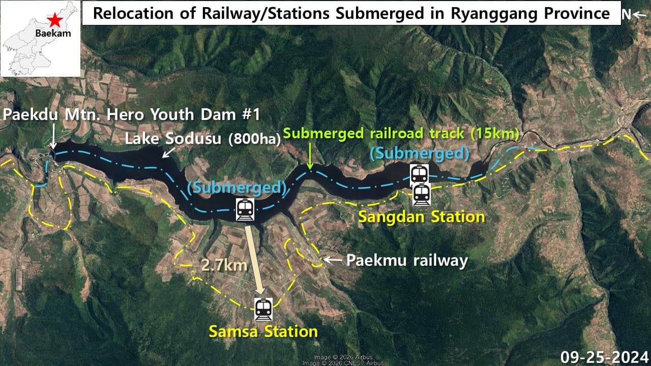 Satellite image showing Lake Sodusu reservoir and the flooded and rerouted sections of the Paekmu Line railway in Paekam county, Ryanggang province