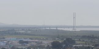 New bridge stirs a housing boom in North Korea’s Sinuiju View of Sinuiju, North Pyongan province, seen from Dandong, China