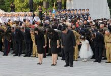 Kim Ju Ae’s blank expression reveals North Korea’s deeper worries Kim Jong Un, daughter Kim Ju Ae and wife Ri Sol Ju visit war martyrs' tomb in Pyongyang
