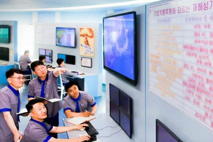 north-korea-weather-agency-control-room North Korean weather agency workers monitor forecast screens in a Meteorological Hydrological Administration control room