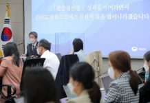이인영 “올해 상반기 절호의 기회…모든 것 열어놓고 北과 대화”