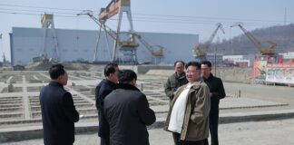 남포조선소에 해군력 강화 위한 당면 과업 제시…현장선 한숨 나와