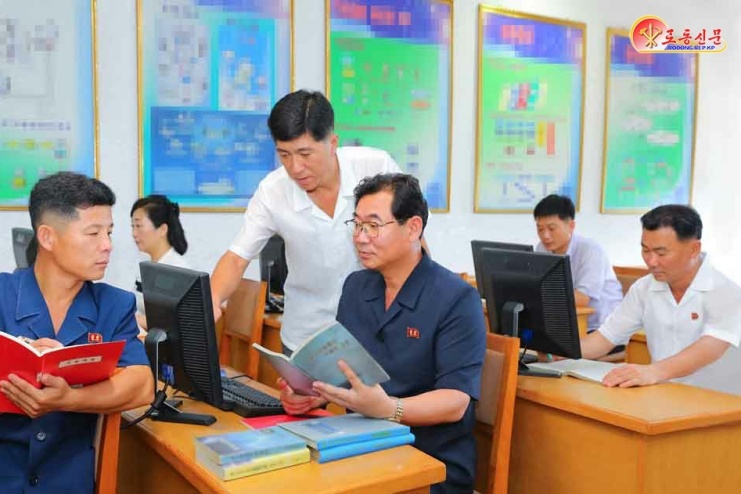 北朝鮮、金曜日の科学技術学習再開を命令